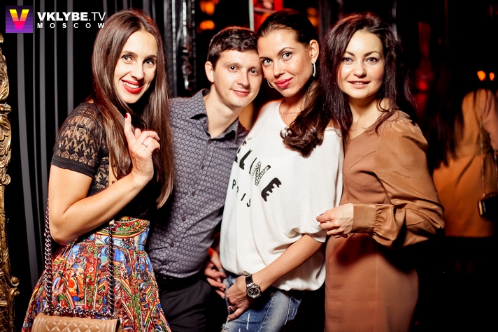 Friends moscow. Posh friends Москва. Друзья Москва. Posh friends фотоотчёты. Ресторан пош френдс.