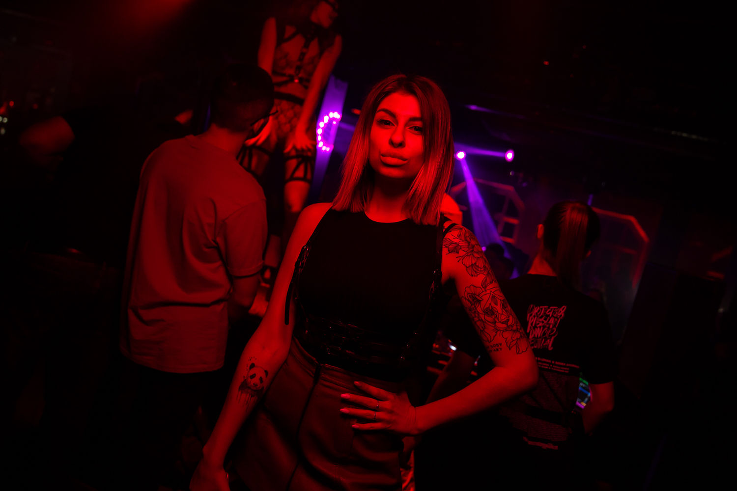 Photo report: The Loft Hookah & Party place (<b>Saratov</b>) - &quot;RED LIGHT...