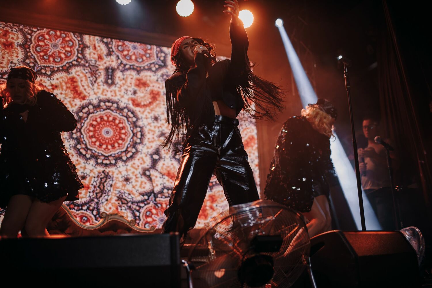 Русским быть модно soho rooms