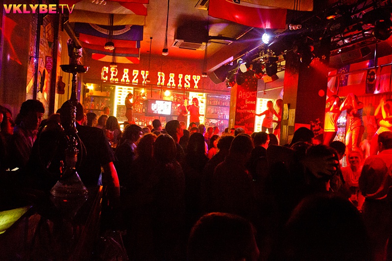 Crazy daisy bar тургеневская площадь 2 отзывы. Crazy Daisy Сретенский бульвар. Crazy Daisy Тургеневская. Сретенка 32 Crazy Daisy. Crazy Daisy на Пушкинской.